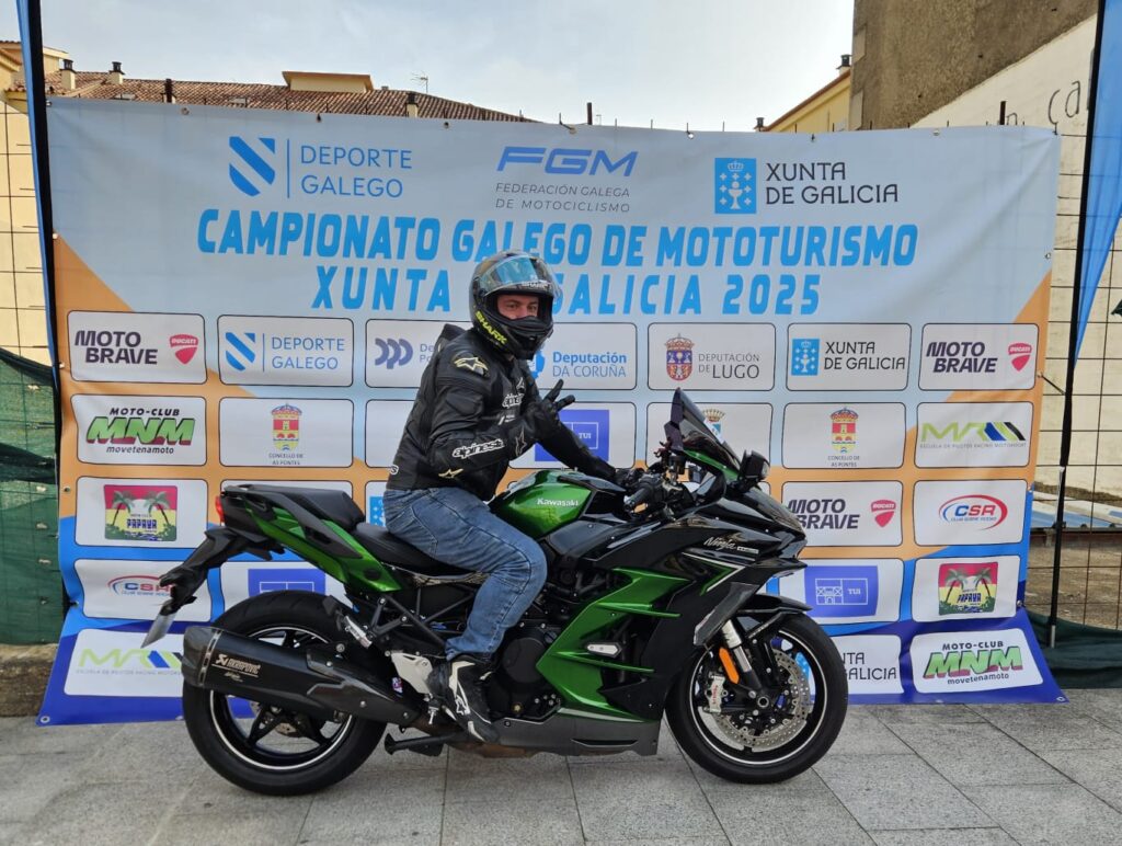 Algunas imágenes de una gran jormada de mototurismo disfrutando de cada kilometro por paisajes increíbles.